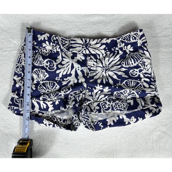 Lilly Pulitzer Barclay Shorts size 4 EUC Blue and white - Picture 6 of 8